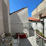 Secret Corner / Skriti Koticek